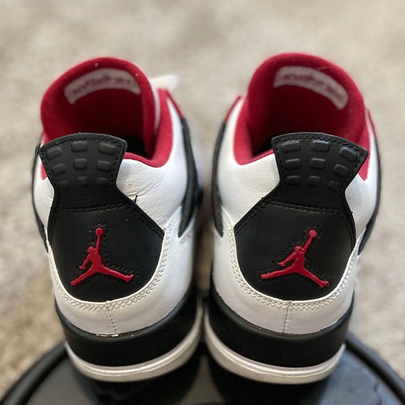 Air Jordan 4 Retro “Fire Red” GS - Picture 5 of 10